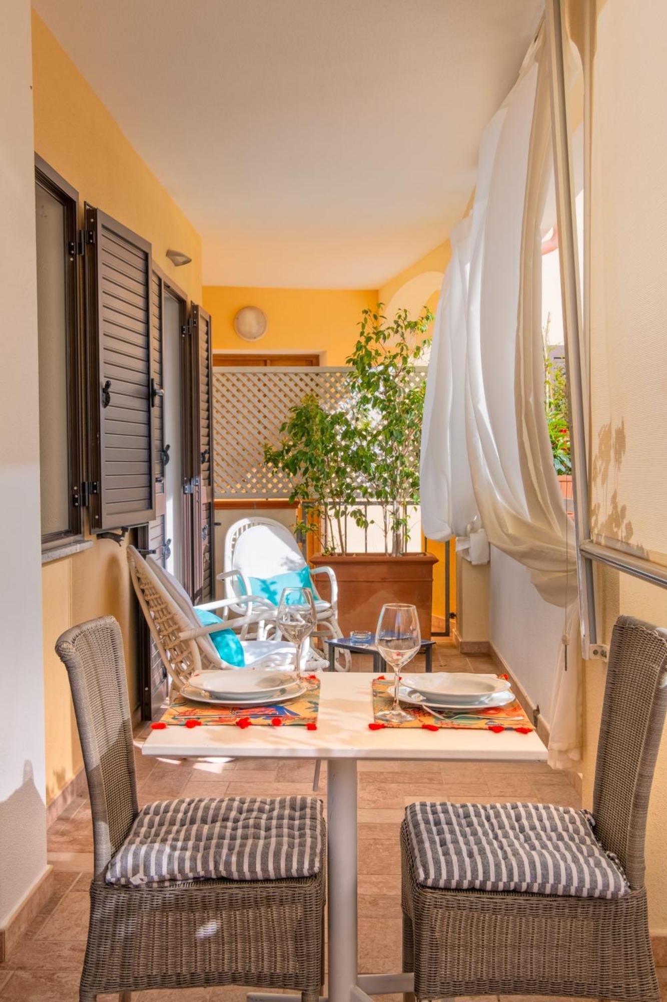 Orosei Home Holidays - I Fiori Εξωτερικό φωτογραφία