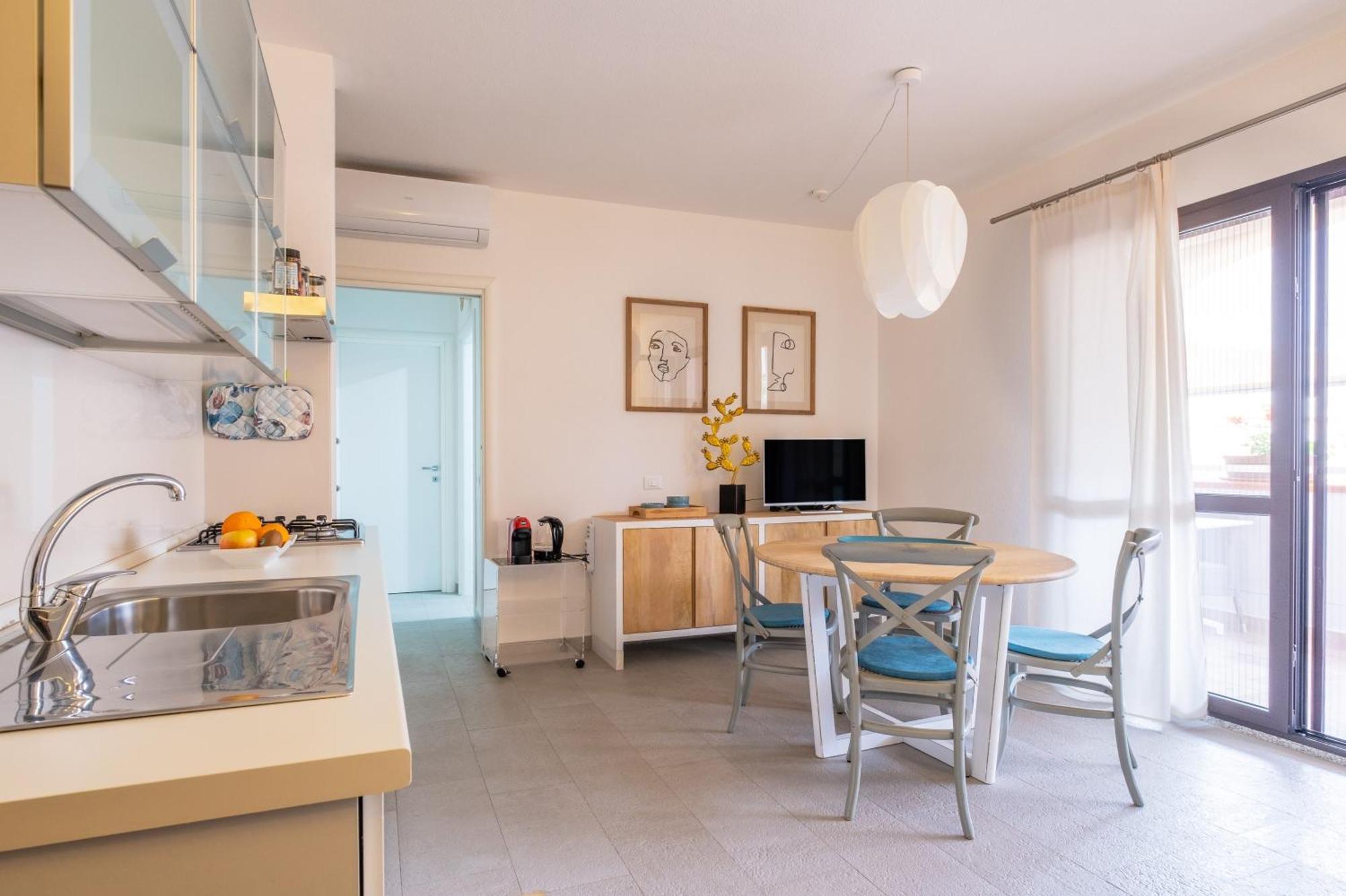 Orosei Home Holidays - I Fiori Εξωτερικό φωτογραφία